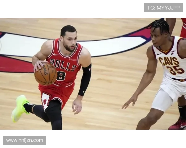 公牛主场鏖战骑士全场激烈对攻演绎硬汉篮球风采 公牛主场鏖战骑士全场激烈对攻演绎硬汉篮球风采