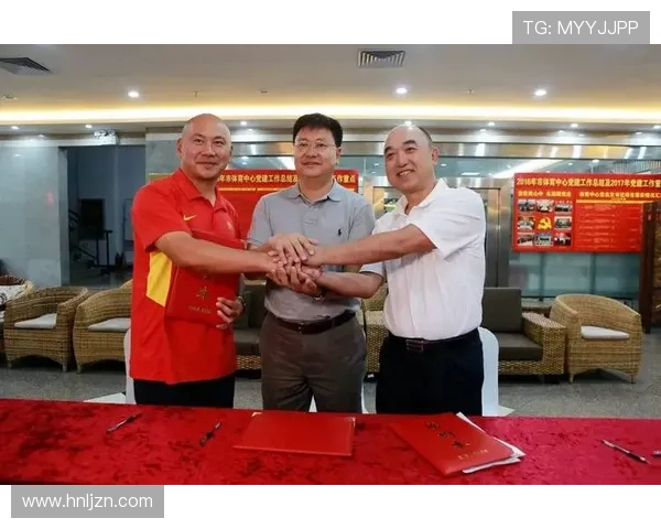 重庆网球队比赛经验深度对比与分析探讨