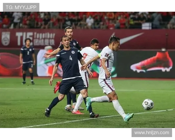 乌兹别克斯坦与卡塔尔的激烈对决展现足球魅力与团队精神